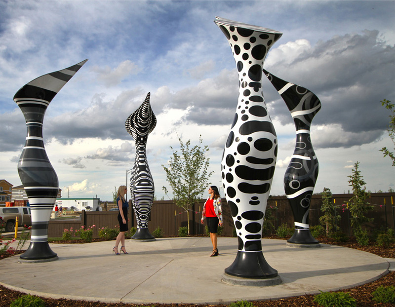 گالری عکس 6 مجموعه ای خارق العاده از 4 مجسمه فایبرگلاس  عکس شهرسازی عکس طراحی مجسمه عکس مجسمه عکس مجسمه سازی عکس معماری شهری عکس هنر کانادا