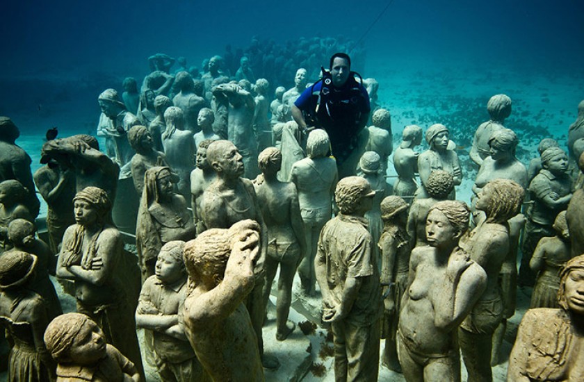گالری عکس 6 نخستین موزه زیر آب دنیا ، کاری از جیسون دی کایرس  عکس مجسمه عکس مجسمه سازی عکس هنر اسپانیا عکس هنر بین المللی عکس هنر منحصر به فرد عکس هنرمند