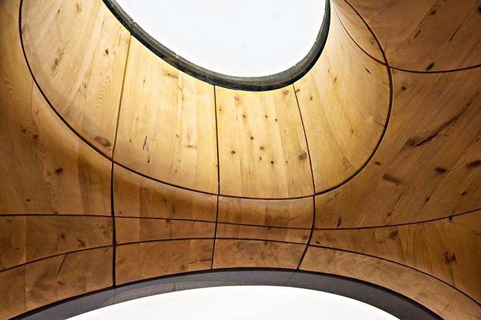 گالری عکس 7 طراحی سونا در نقطه‌ای دورافتاده در کانادا  عکس خلاقیت در طراحی عکس طراحی سونا عکس معماری تورنتو عکس معماری داخلی عکس معماری کانادا عکس نمای چوبی